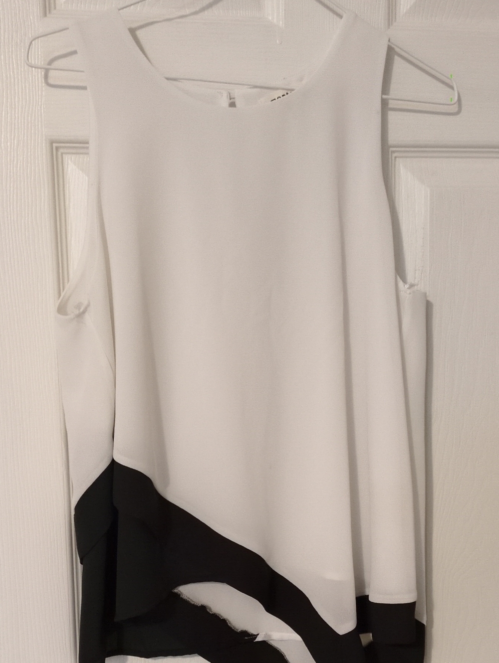Monteau White Sleeveless Blouse with Black Label Detail